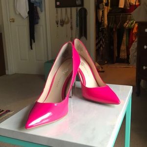 Rock and Republic pink high heels